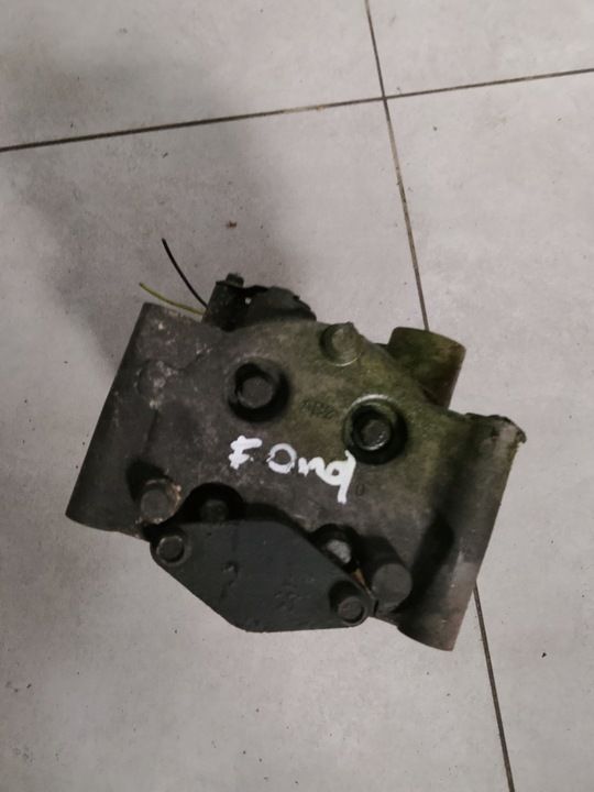 Компрессор кондиционера к Ford Fiesta 2001
