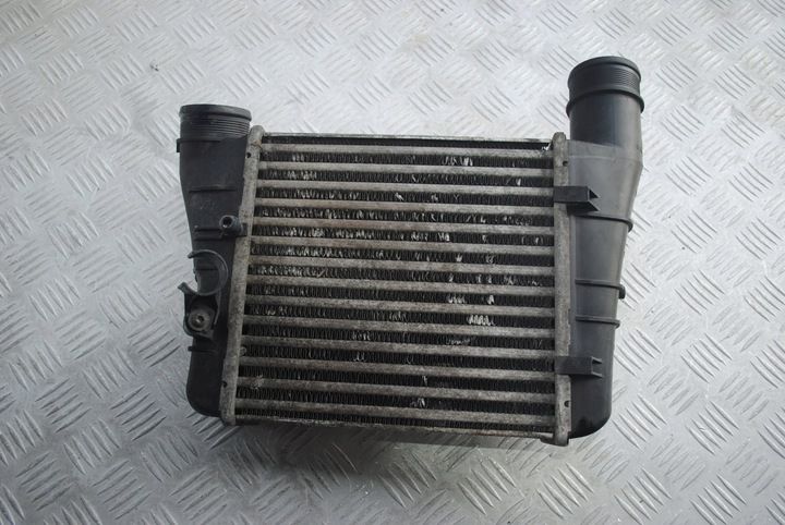 Интеркулер к Audi A4 2004