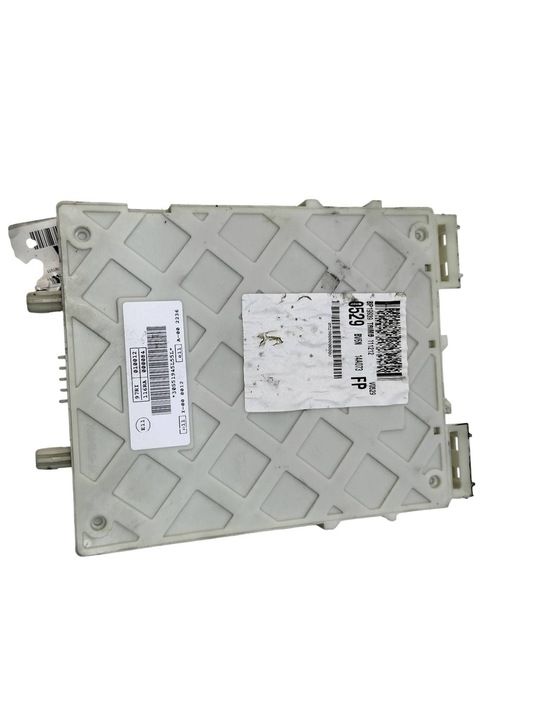 Блок предохранителей к Ford C-MAX 2010