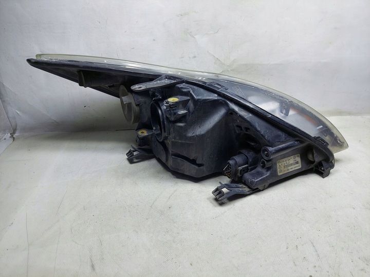 Фара левая к Ford Focus 2008