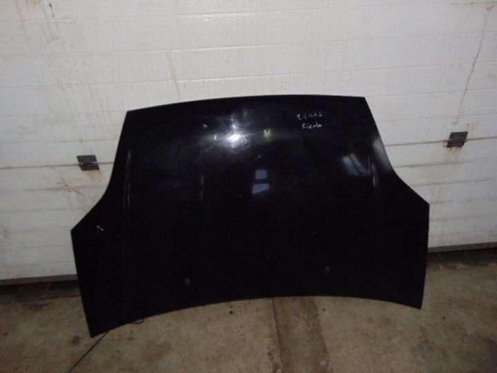 Капот к Ford Fiesta 2001