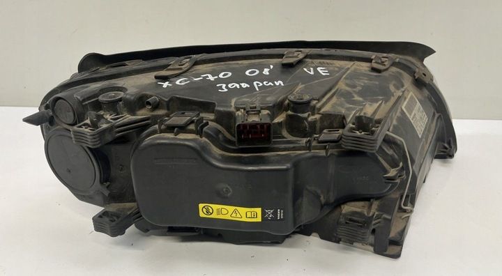 Фара левая к Volvo XC70 2000