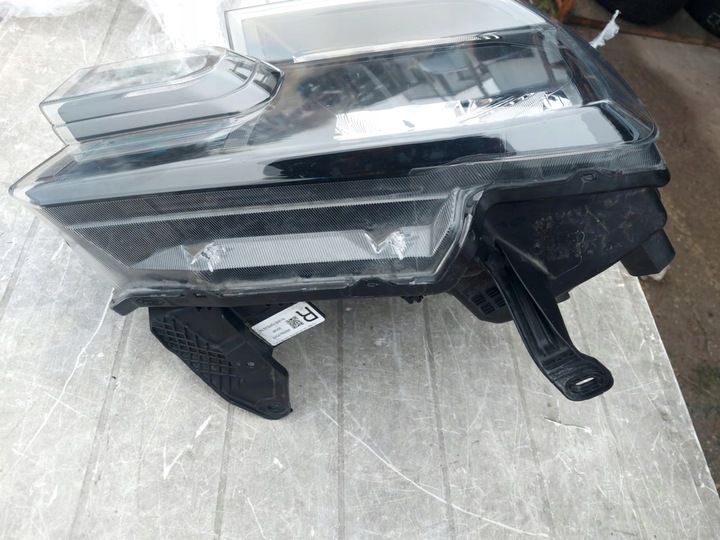 Фара правая к Ford Ranger 2015