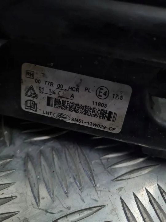 Фара правая к Ford Focus 2005