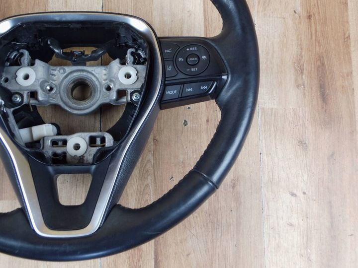 Руль к Toyota Corolla 2018