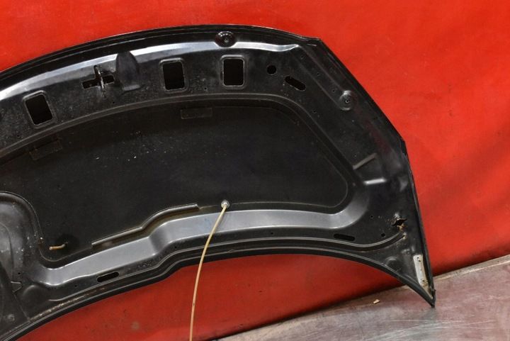 Капот к Peugeot 206 2009