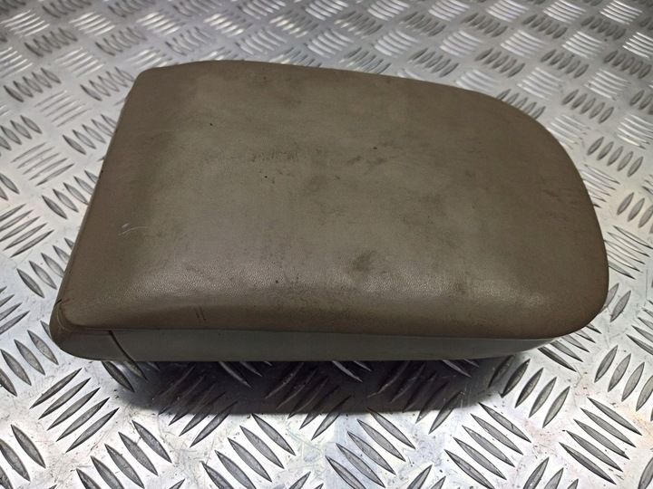 Подлокотник к Fiat Croma 2005
