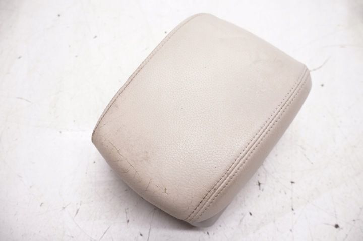 Подлокотник к Volvo C70 2005