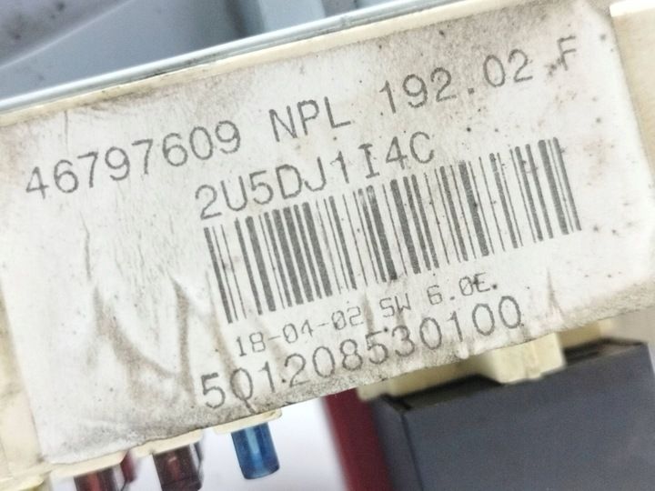Блок предохранителей к Fiat Stilo 2001