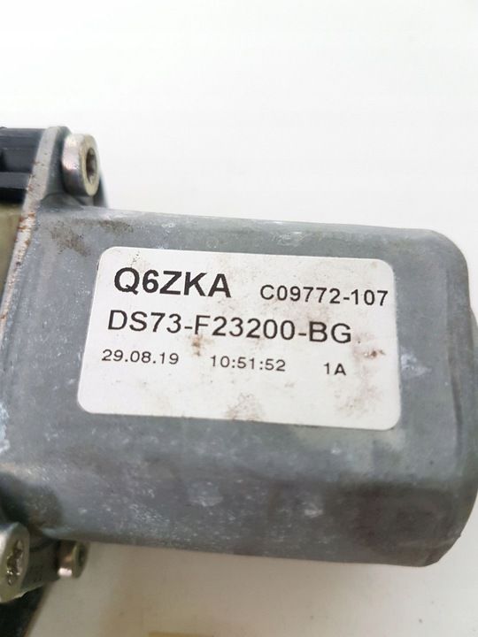 Моторчик стеклоподъемника к DS 5 2015