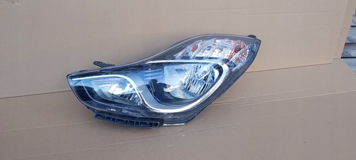 Фара левая к Hyundai ix20 2015