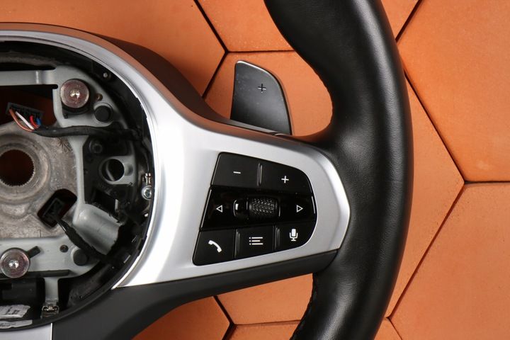 Руль к BMW X6 2019
