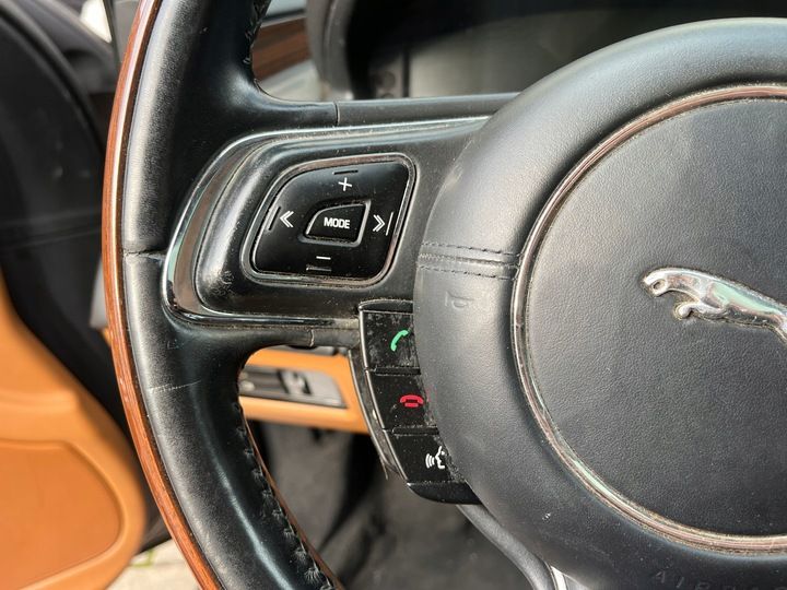 Руль к Jaguar XJ 2009