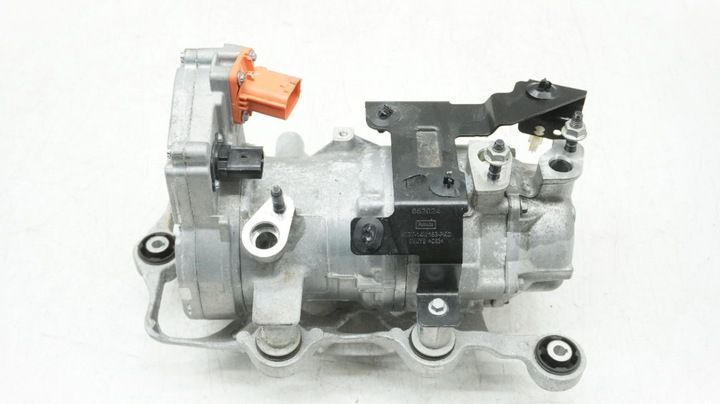 Компрессор кондиционера к Ford Transit Custom 2012