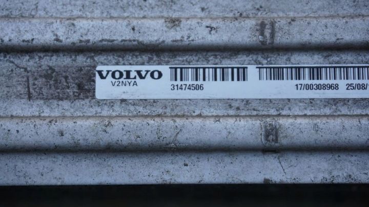 Интеркулер к Volvo S60 2000