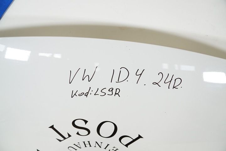 Капот к Volkswagen ID.4 2020