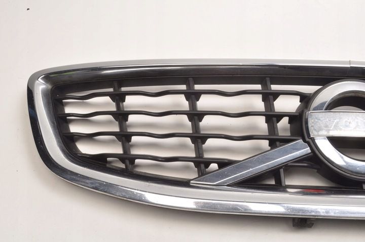 Решетка радиатора к Volvo C70 2009
