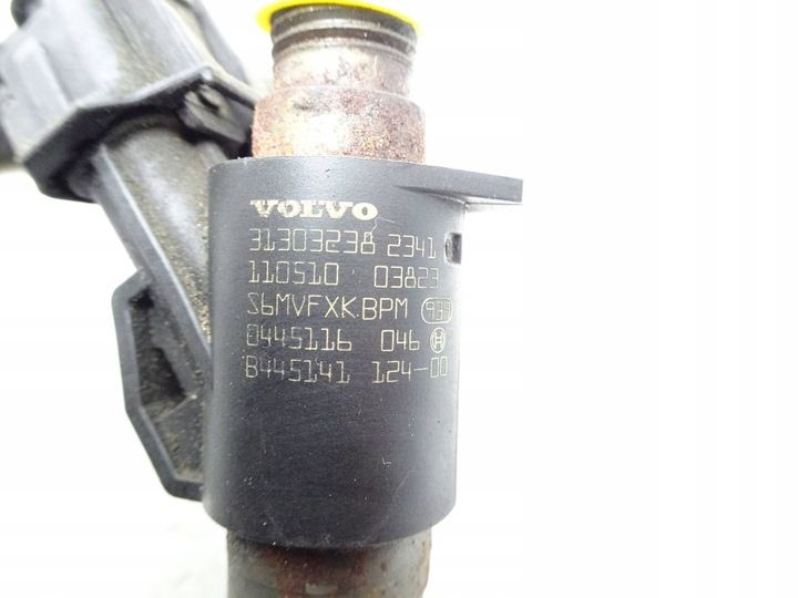 Форсунка к Volvo C70 2005