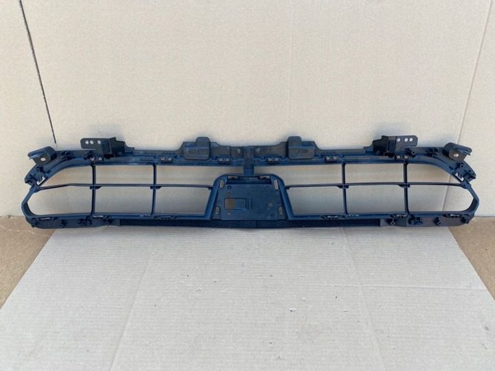 Решетка радиатора к Mazda MX-30 2020