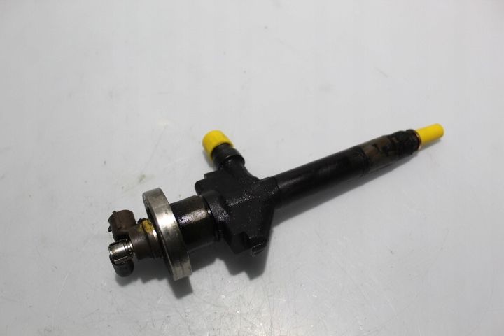 Форсунка к Mazda 5 2005
