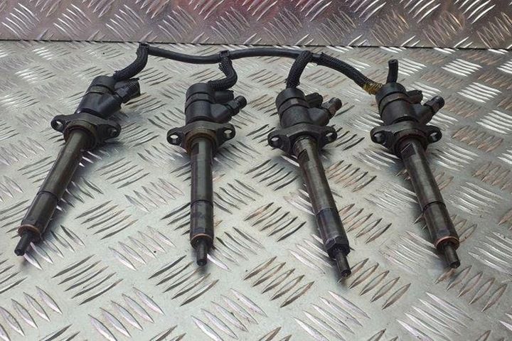 Форсунка к Mazda 3 2003