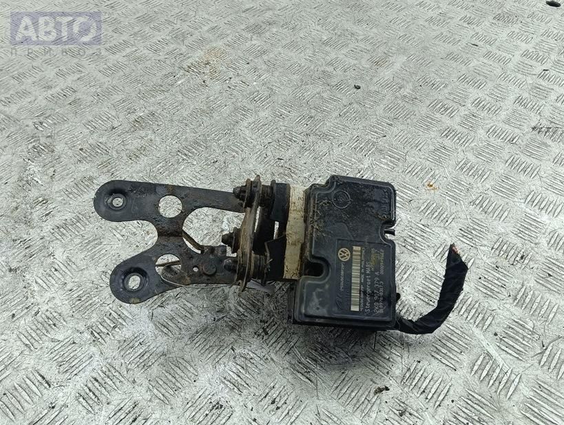 Блок ABS к Volkswagen Caddy 2005
