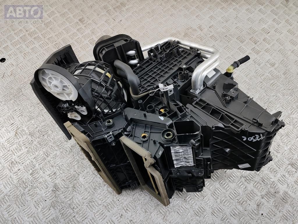 Отопитель в сборе (печка) к Ford Focus 2014
