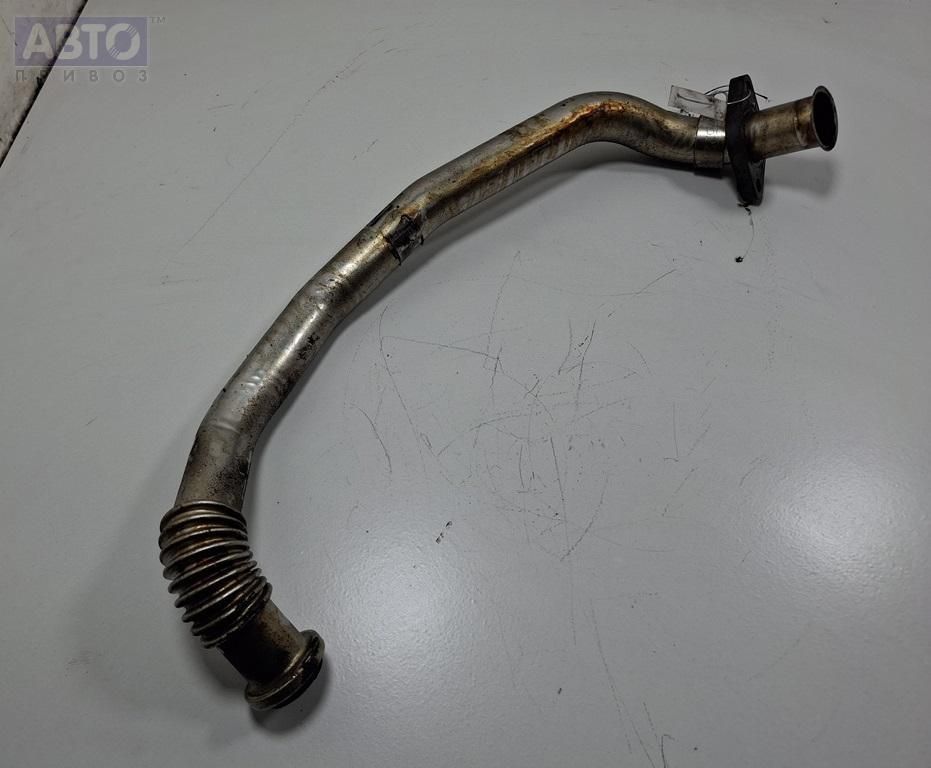 Патрубок к Peugeot 407 2006
