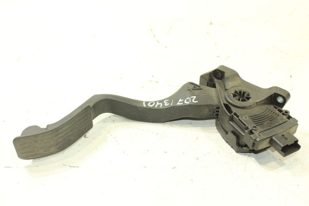 Педаль газа к Peugeot 207 2007