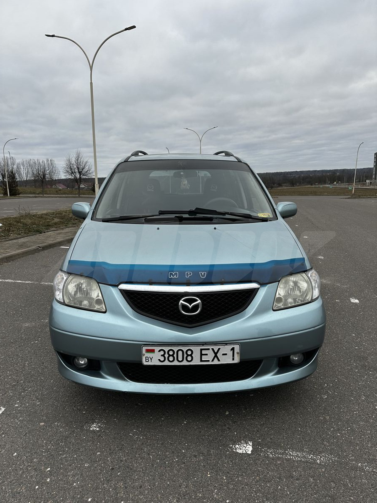 Mazda MPV II (LW), 2002