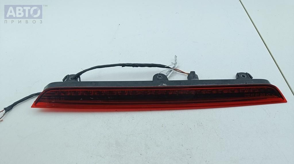 Стоп-сигнал к Audi Q7 2011