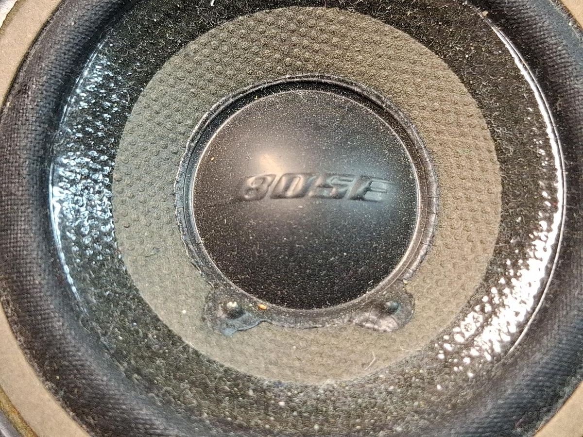 Динамик к Cadillac XT4 2020