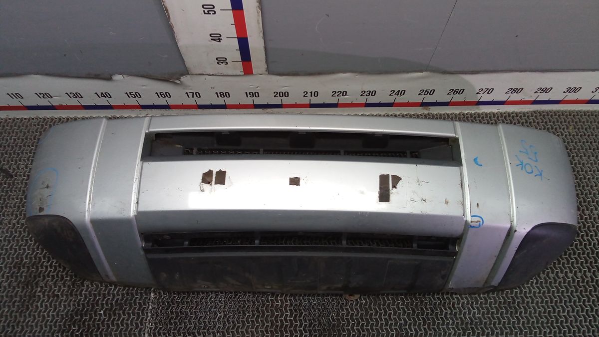Бампер передний к Land Rover Discovery 2009