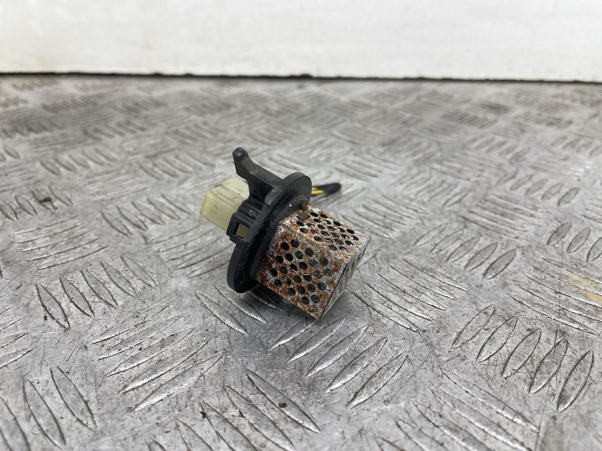 Сопротивление печки к Smart Fortwo 2000
