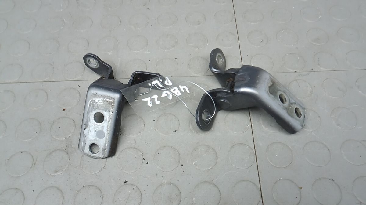Петли к Toyota RAV 4 2014