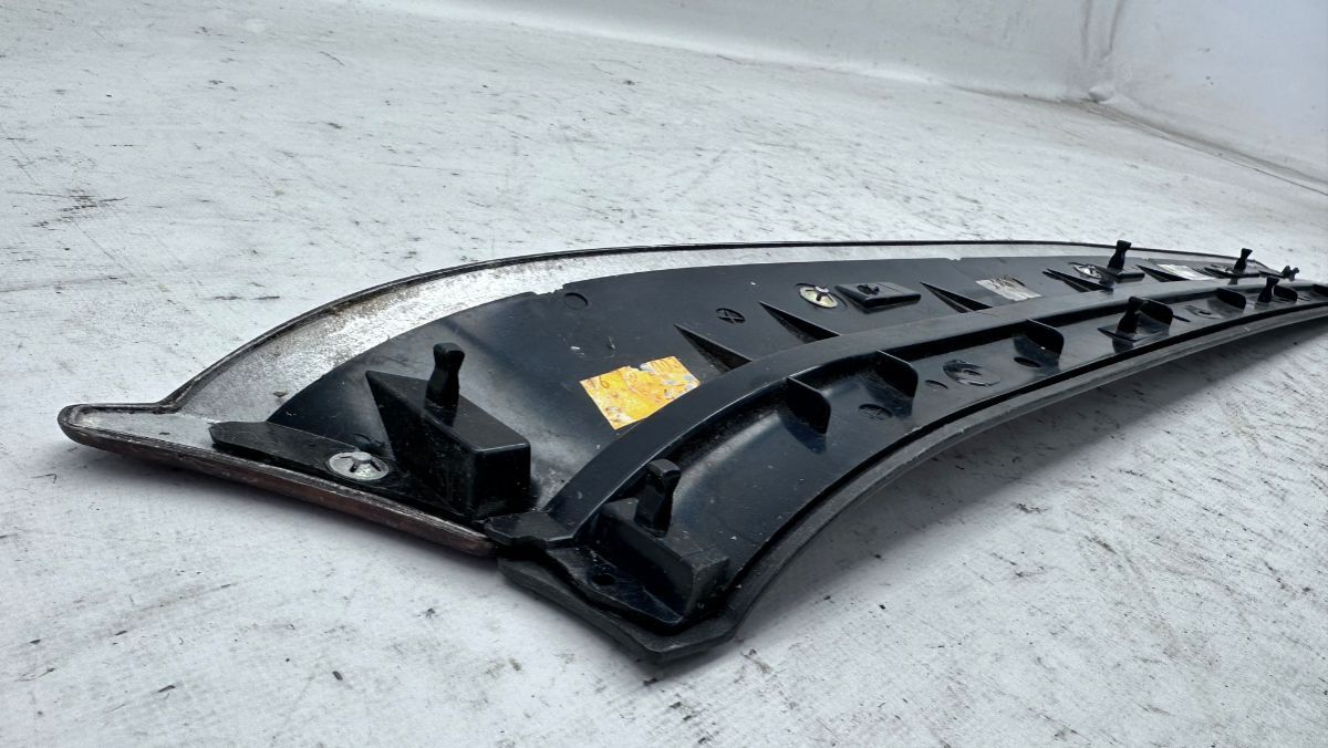 Накладка декоративная  к Audi A8 2004