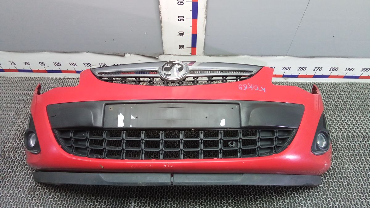Бампер передний к Opel Corsa 2011