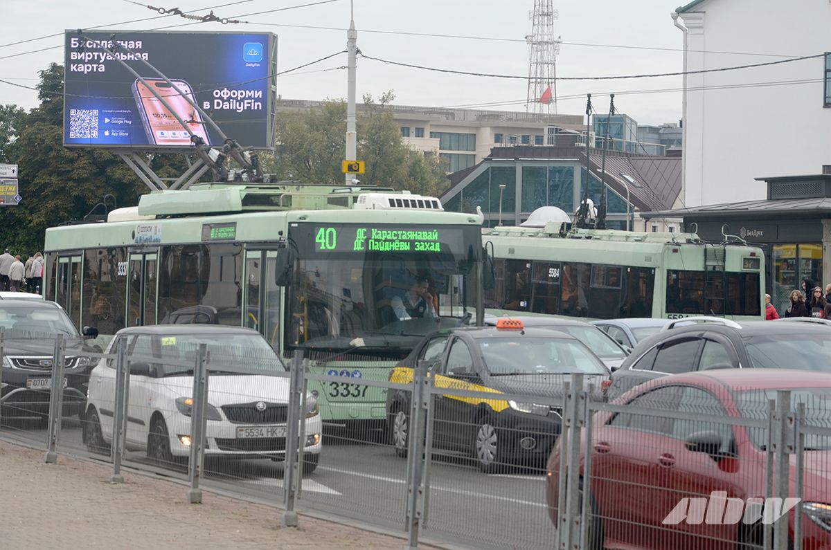 Поднять тарифы: таксисты предложили – в представительстве «Яндекс Go» обещали подумать