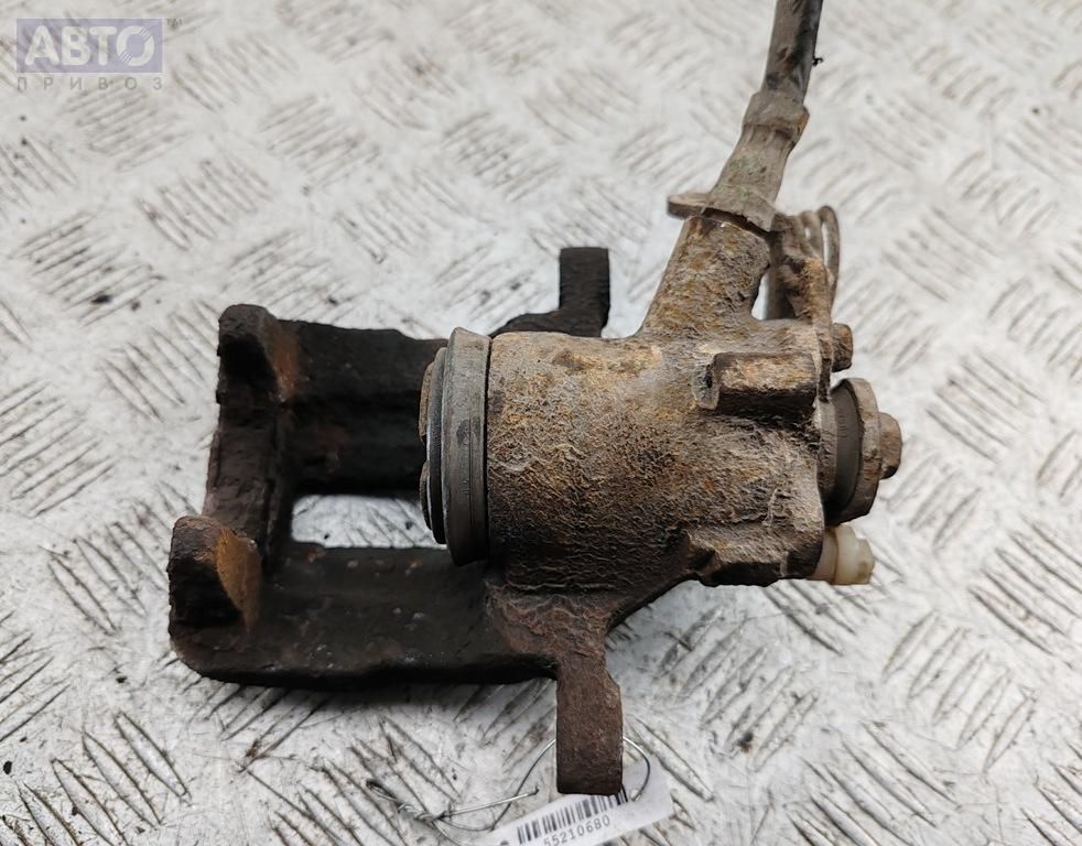 Суппорт к Audi A4 1996