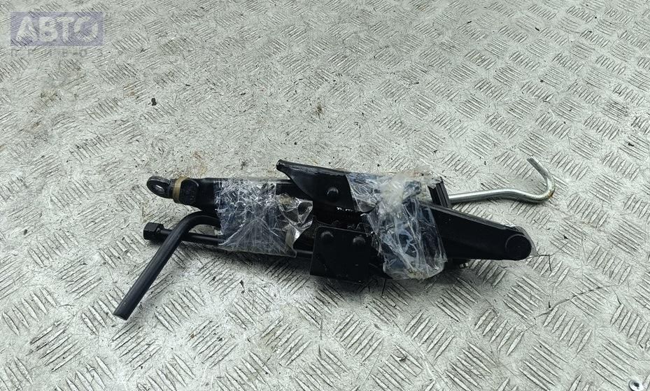 Домкрат к Citroen C5 2005