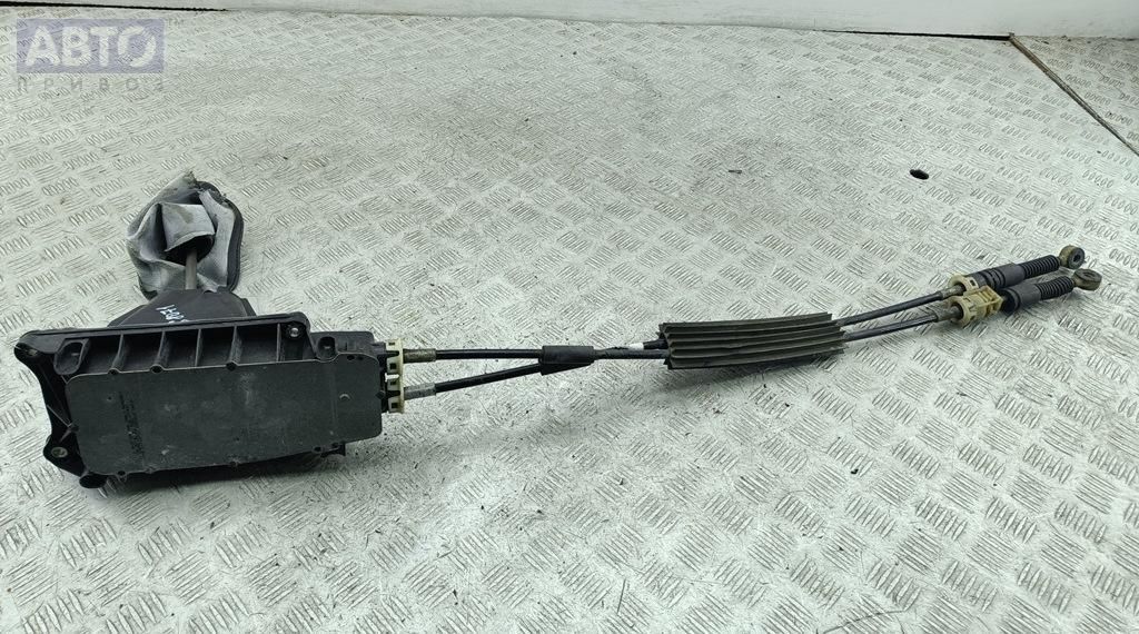 Кулиса к Nissan Note 2006