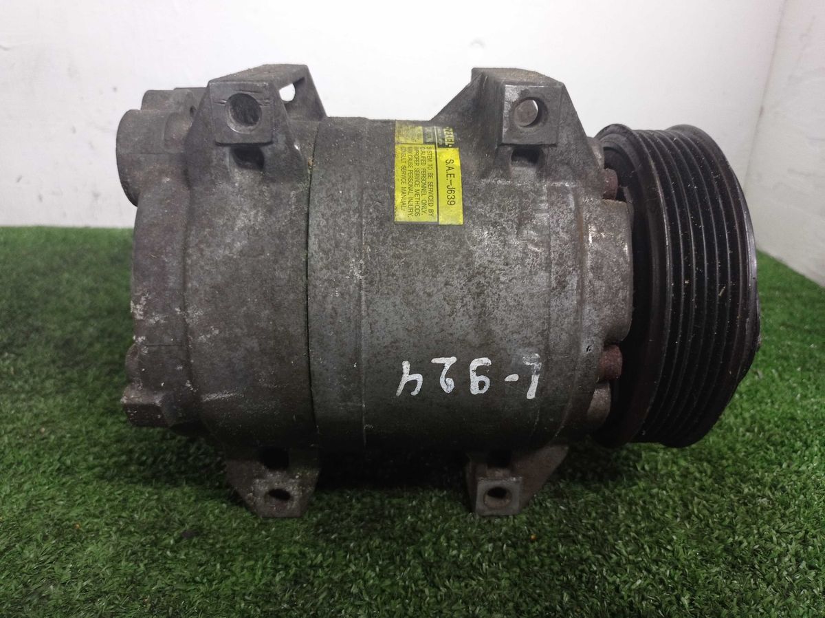 Компрессор кондиционера к Volvo XC90 2004
