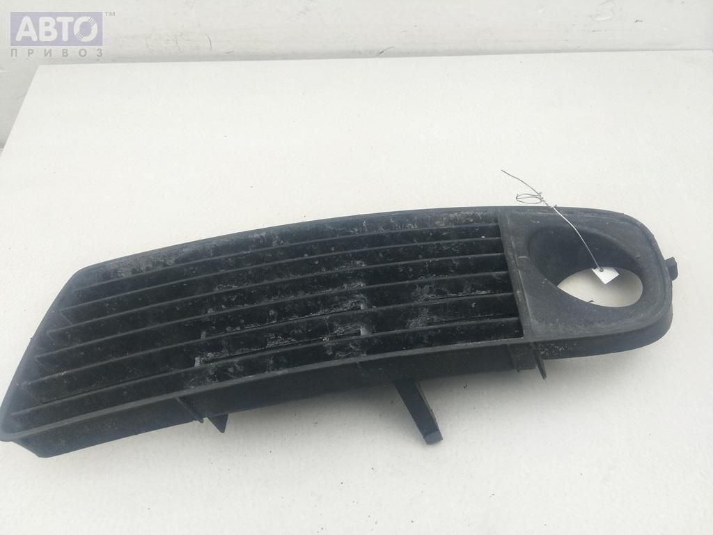 Рамка фары к Audi A6 1998