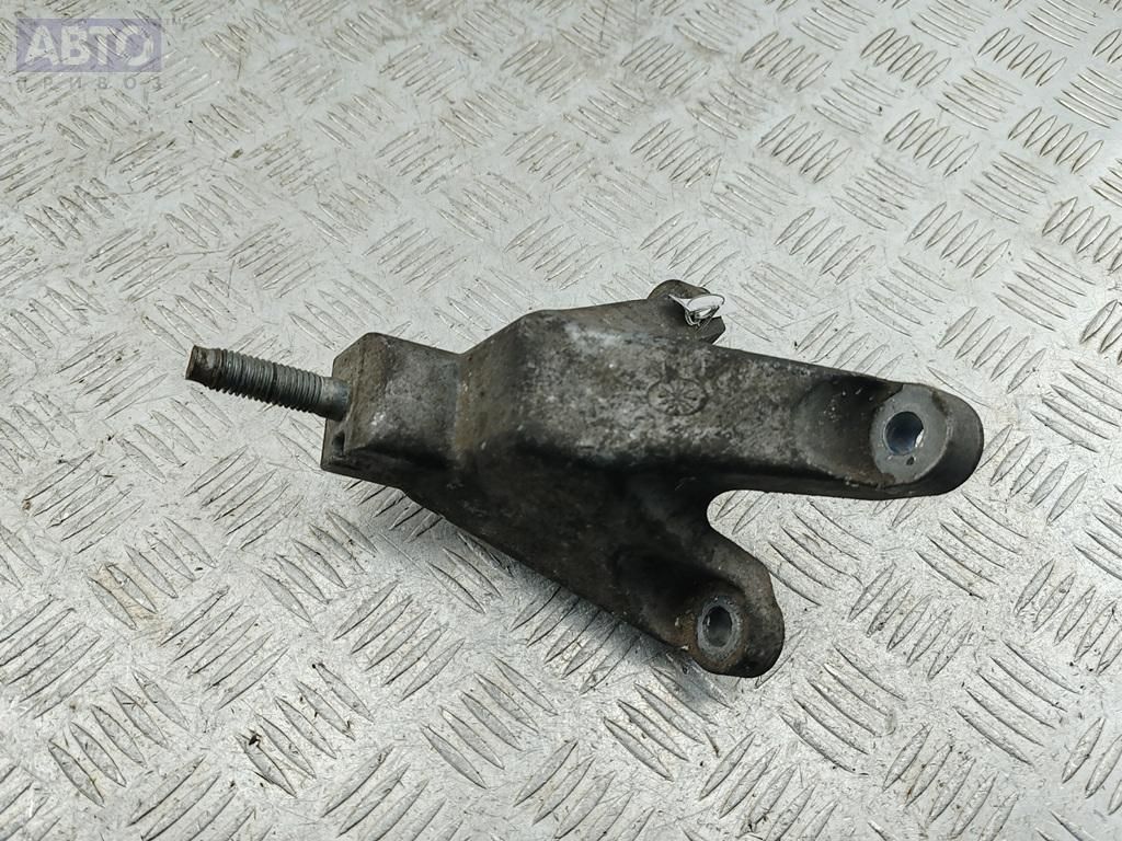 Кронштейн КПП к Ford Focus 2004