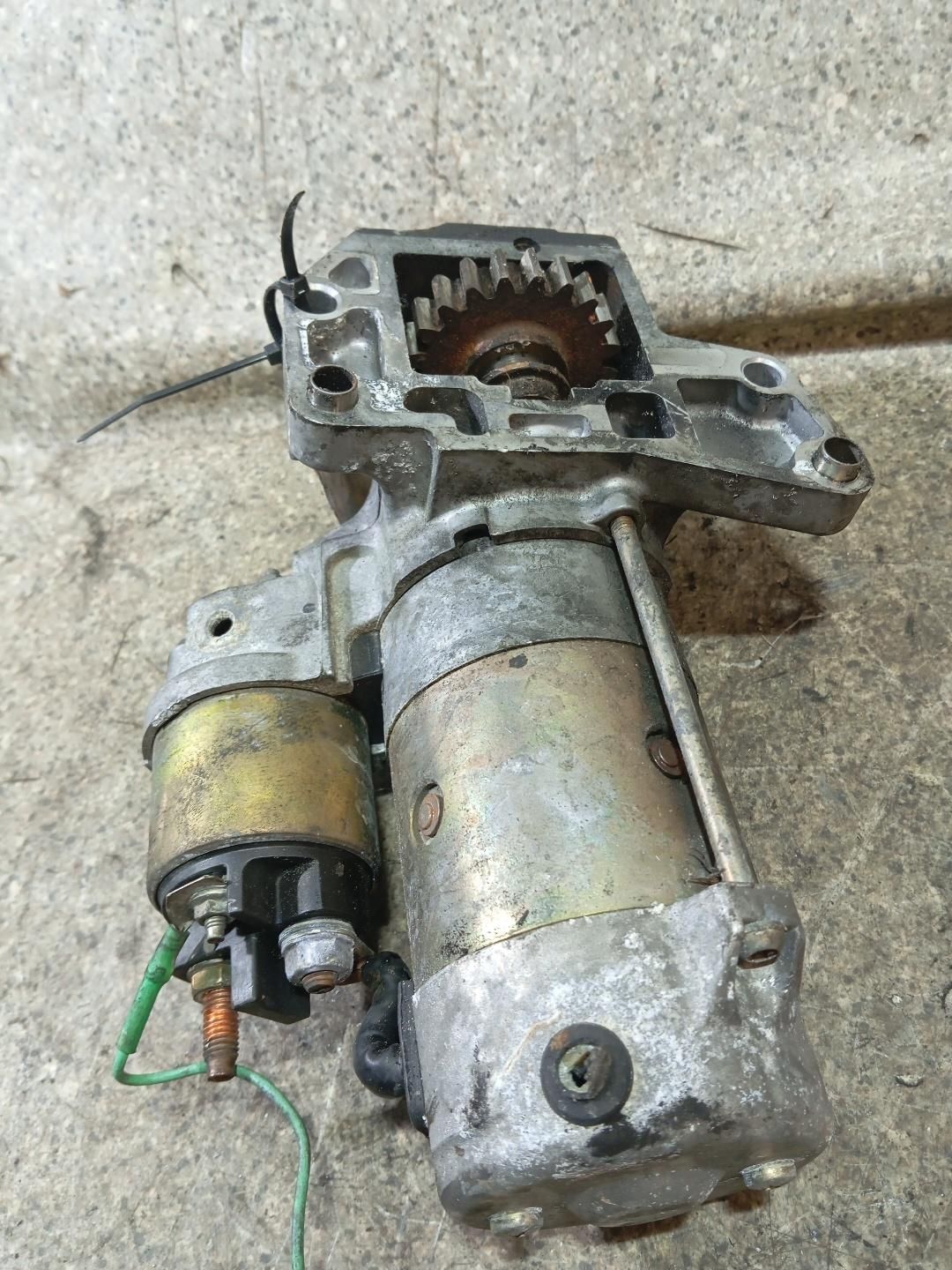Стартер к Peugeot 607 2002