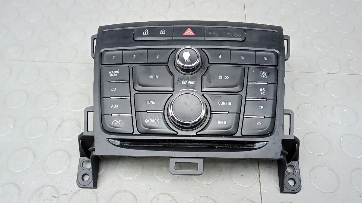 Блок мультимедиа к Opel Zafira 2013