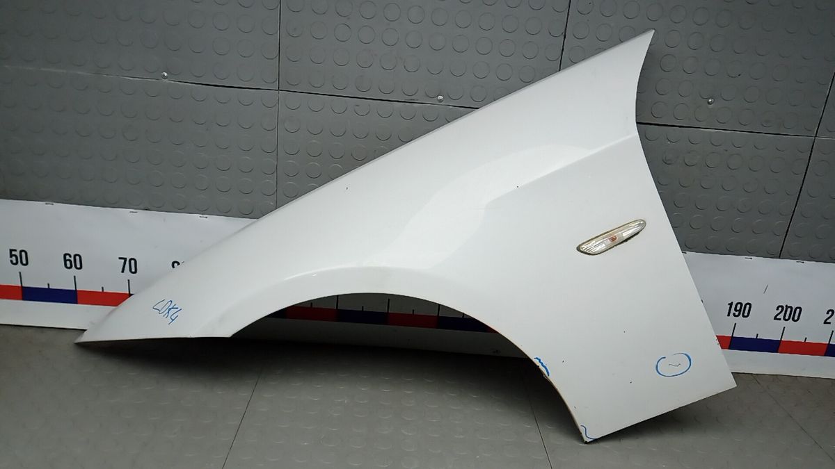 Крыло переднее левое к BMW 3 series 2009