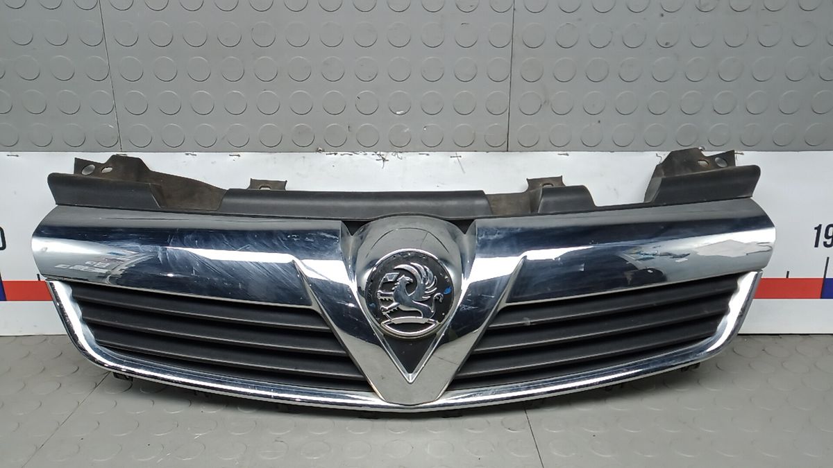 Решетка радиатора к Opel Zafira 2007