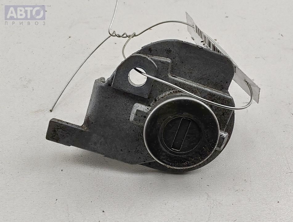 Замок двери к Mazda 3 2005