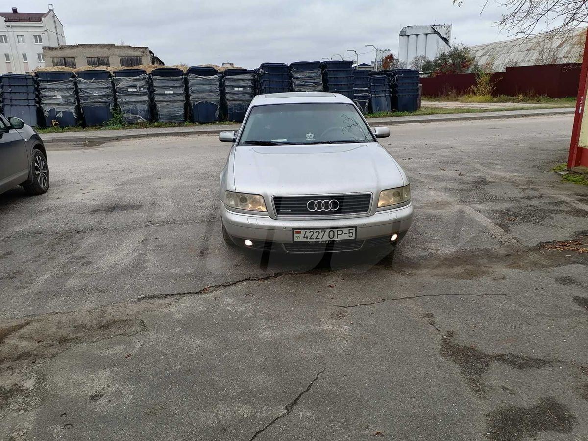 Audi A8 I (D2) Рестайлинг, 1999